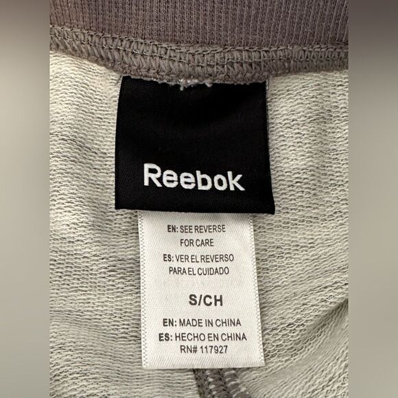 Reebok NWT cuffed Capri joggers size S/CH, - Picture 5 of 7